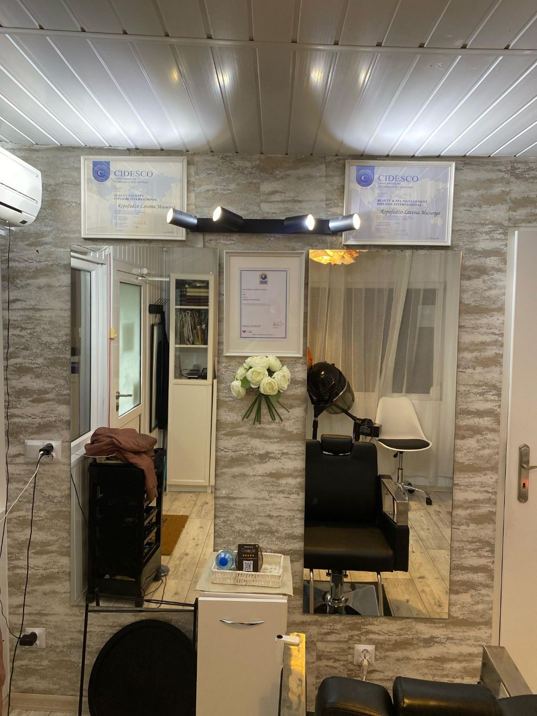 The treatment room at The Honey Lounge